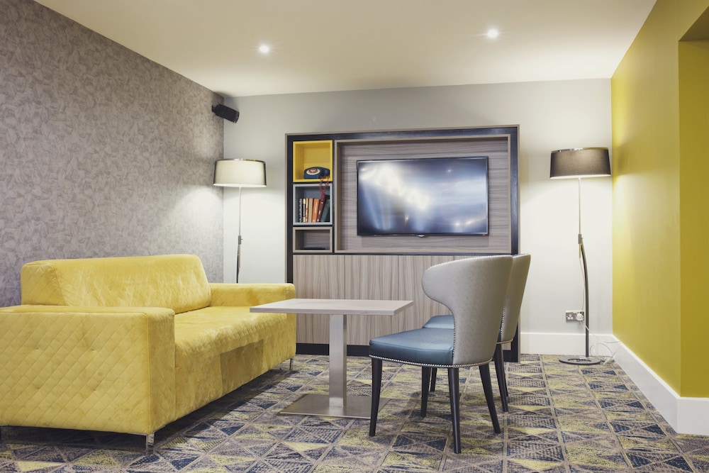 Holiday Inn Newcastle Gosforth Park By IHG 46/76