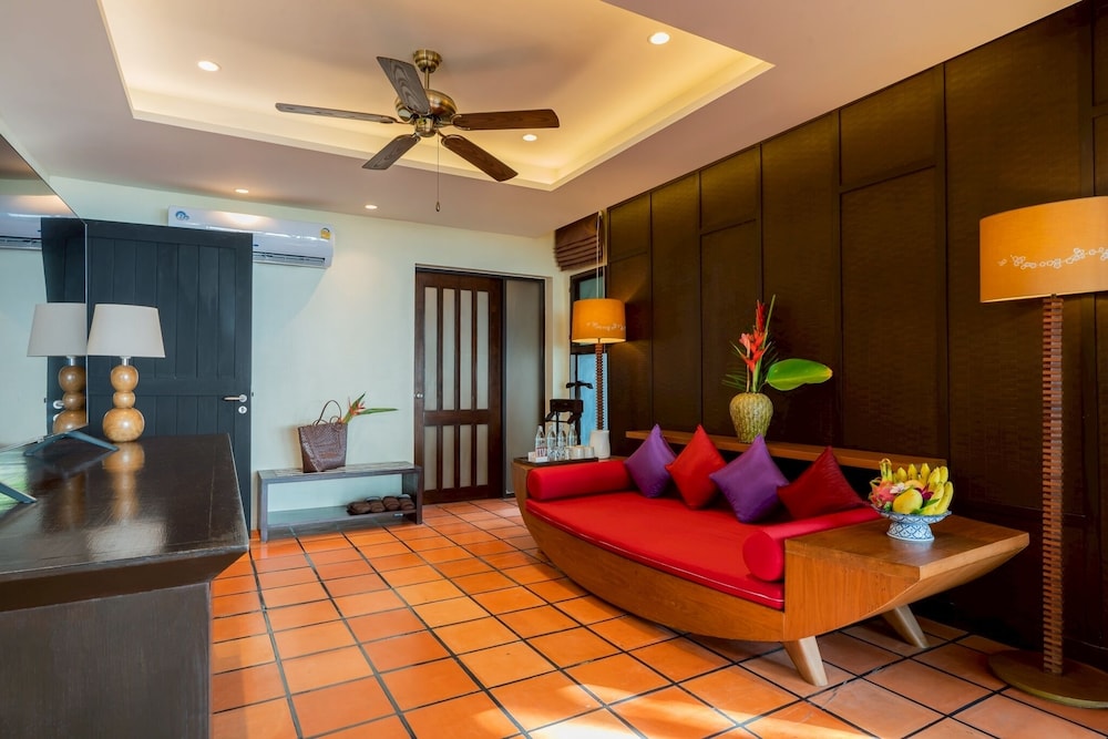 Khaolak Wanaburee Resort 54/73