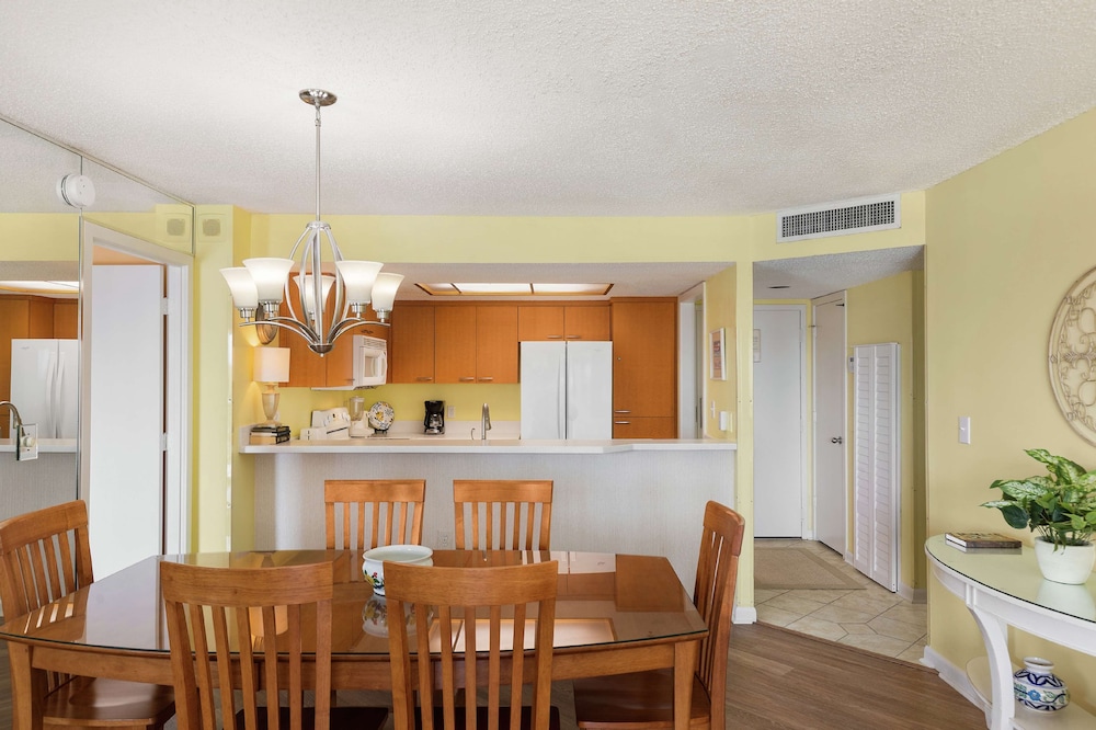 Kingston Plantation Condos 8/60