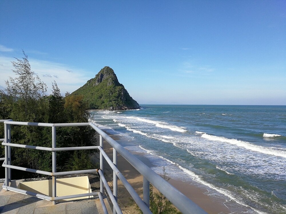 Aow Noi Sea View Resort 37/50