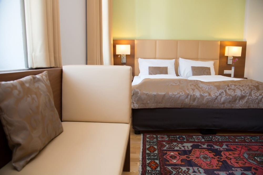 Jedermann Hotel 26/50