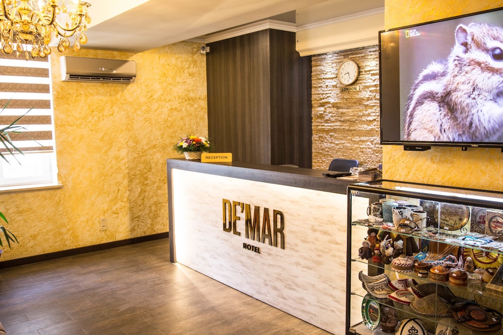De'mar Hotel 2/50