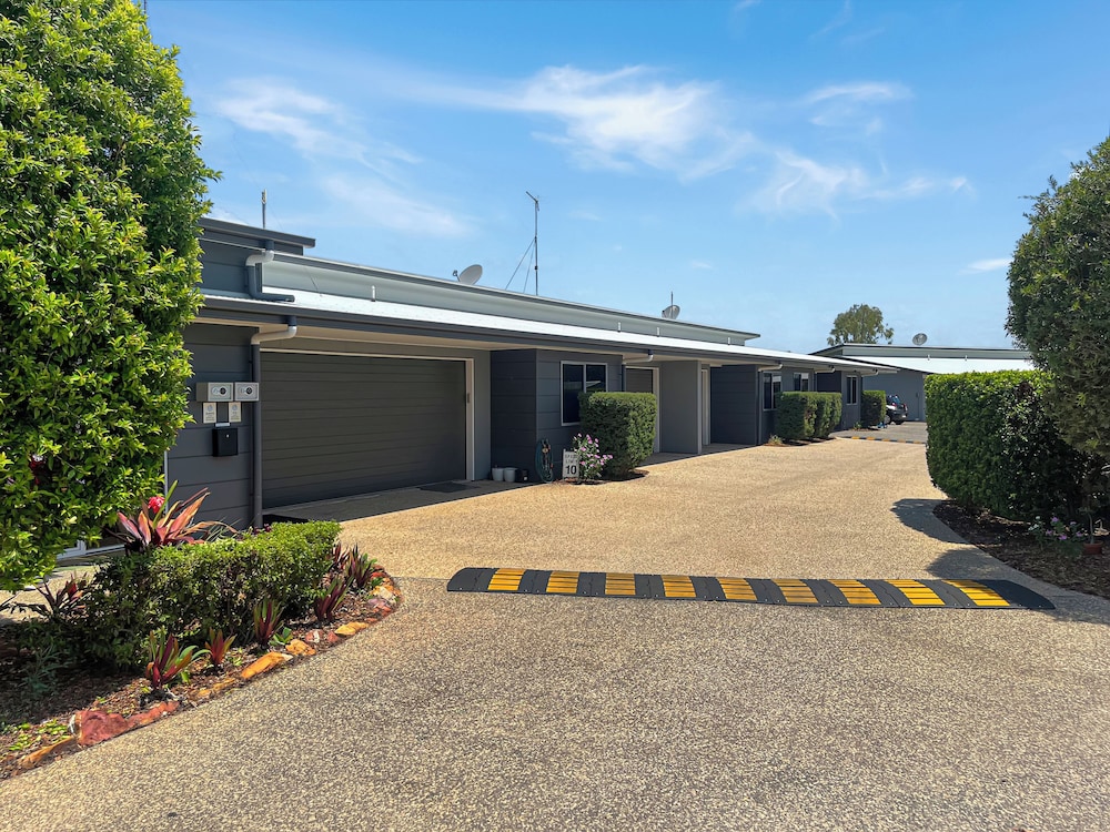 DIRECT HOTELS - VILLAS ON RIVERGUM 34/36