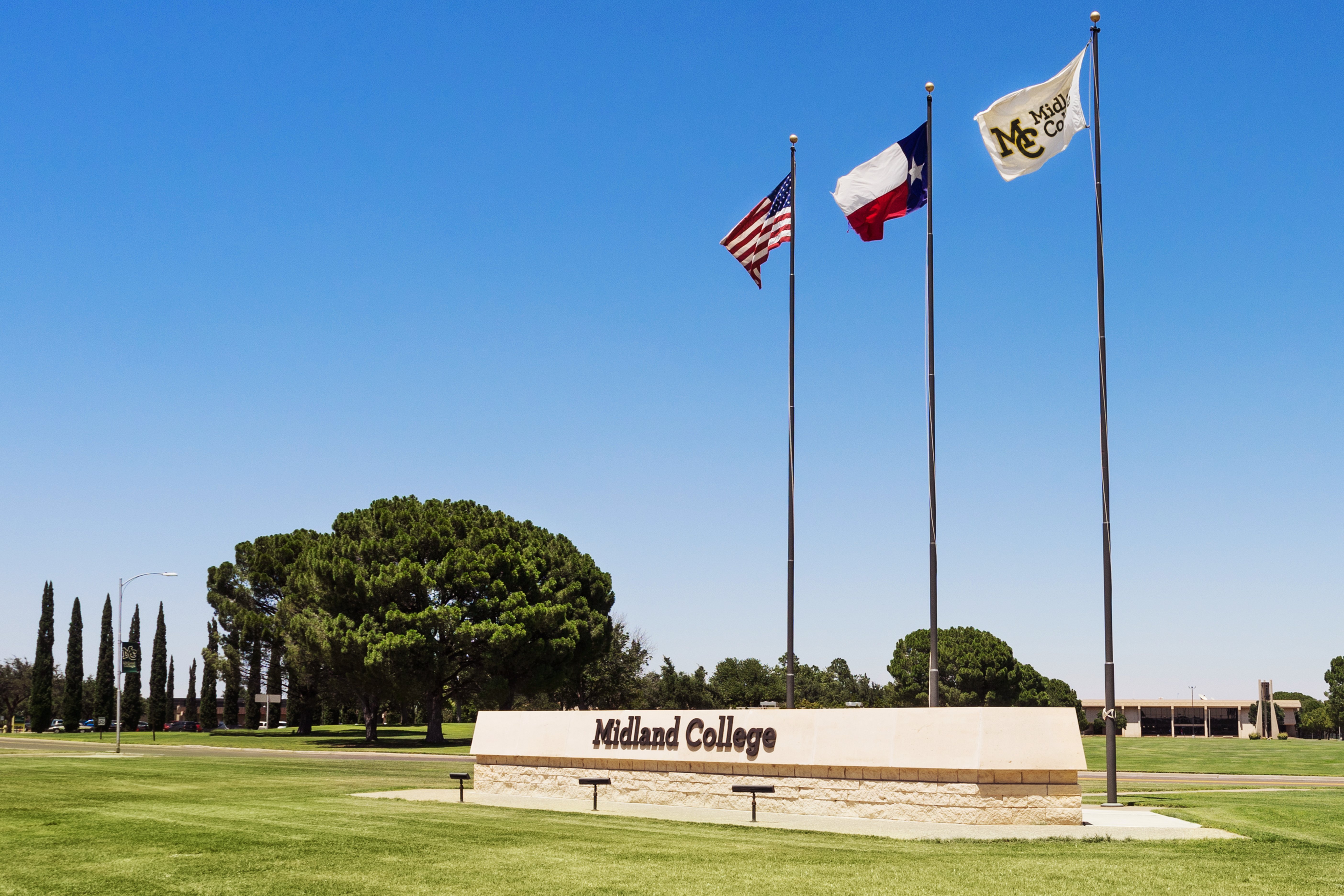 Holiday Inn Express Hotel And Suites Midland Loop 250 65/71