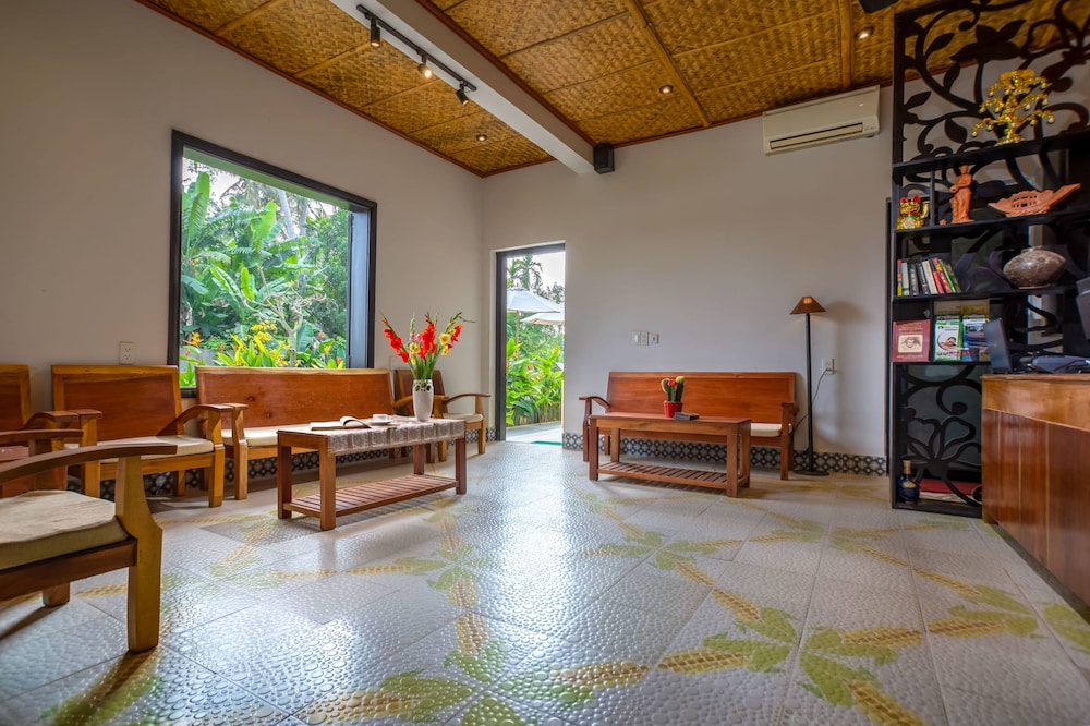 Hoi An Corn Riverside Villa 19/33