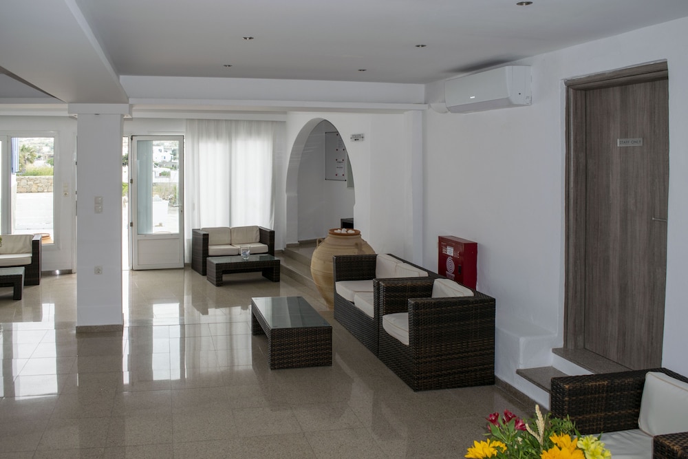 Giannoulaki Hotel 29/54