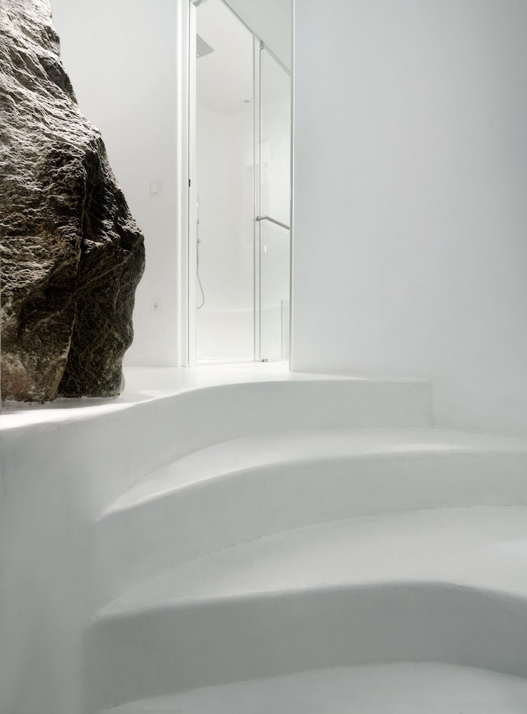 Mykonos Bay Resort and Villas 27/73