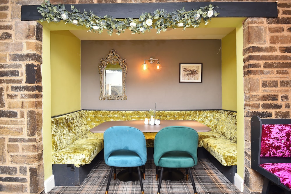 The Chequers Inn 3/50