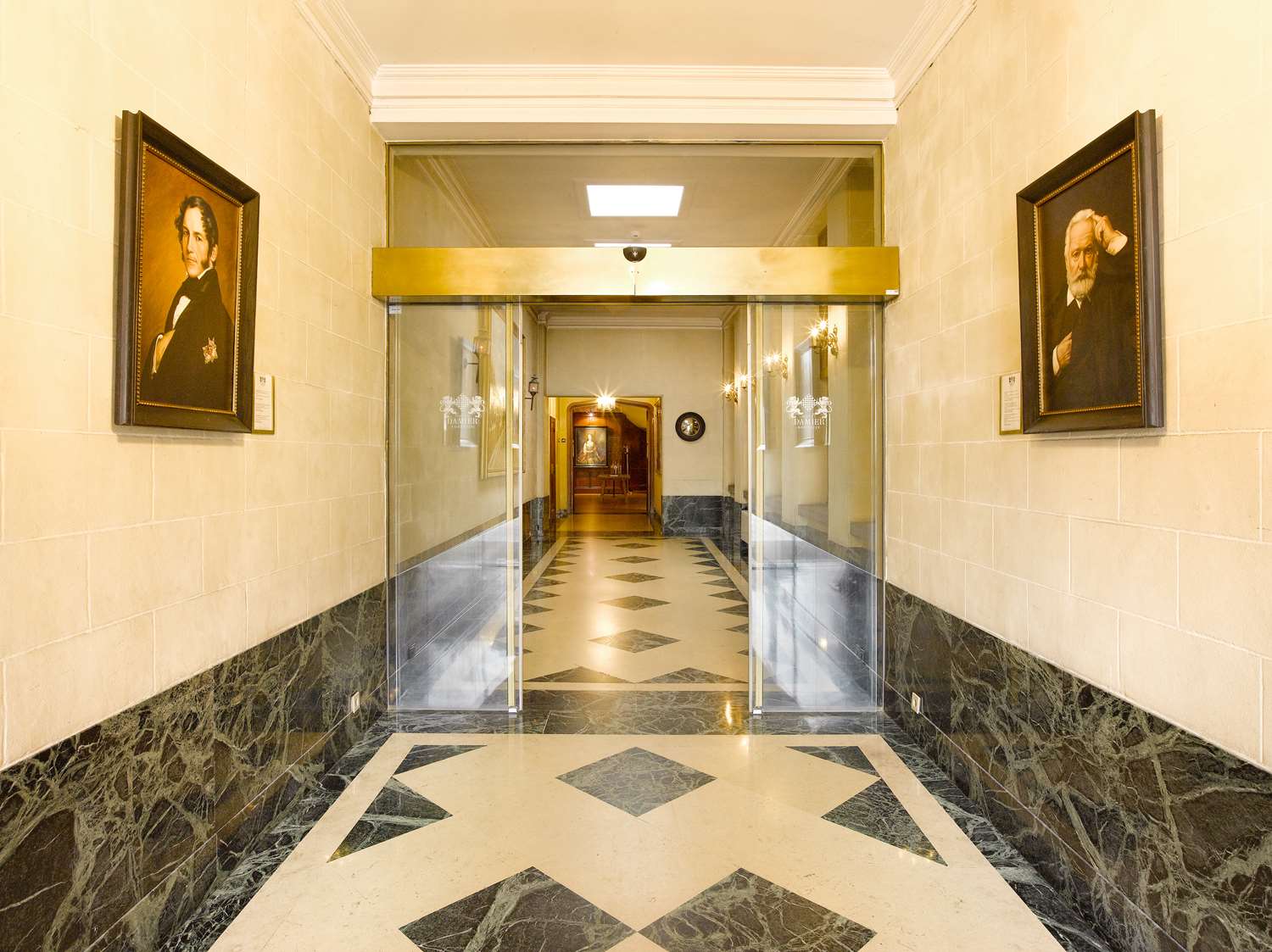 Hotel Damier, WorldHotels Crafted 5/78