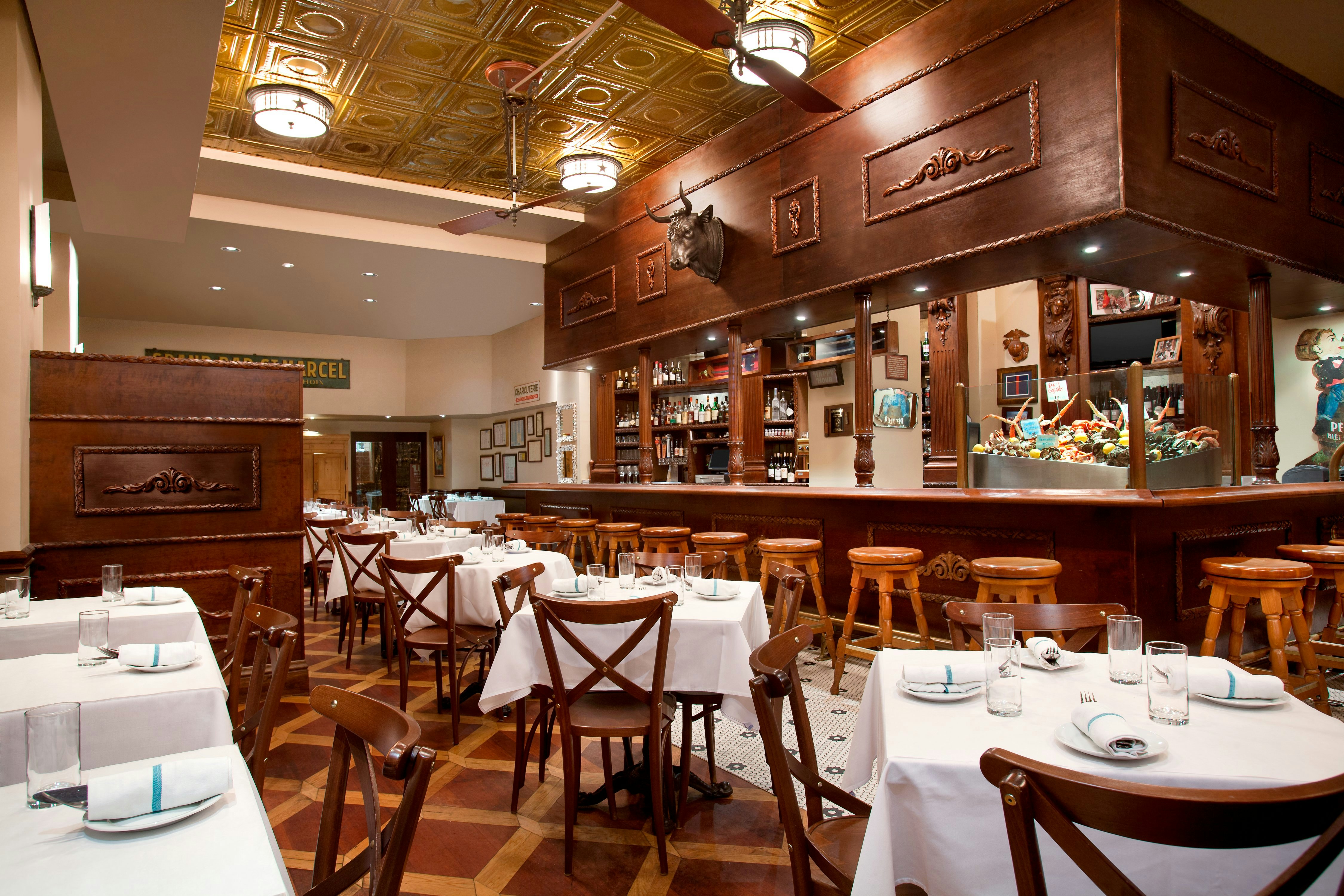 Hilton New Orleans/St. Charles Avenue 46/71