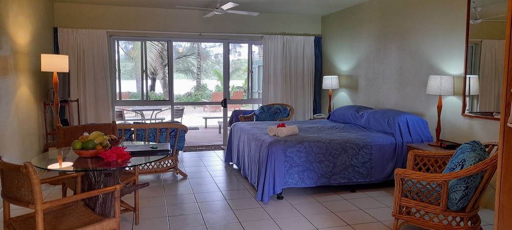 Studio, Lagoon View