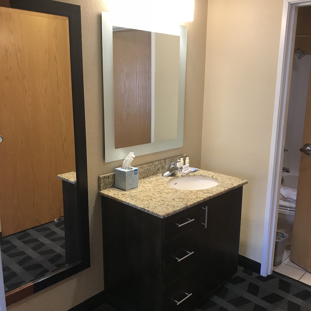 TownePlace Suites Bend Near Mt. Bachelor 33/36