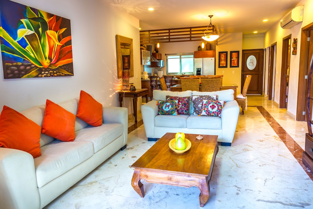 Paseo Del Sol Condohotel By Bric 69/100