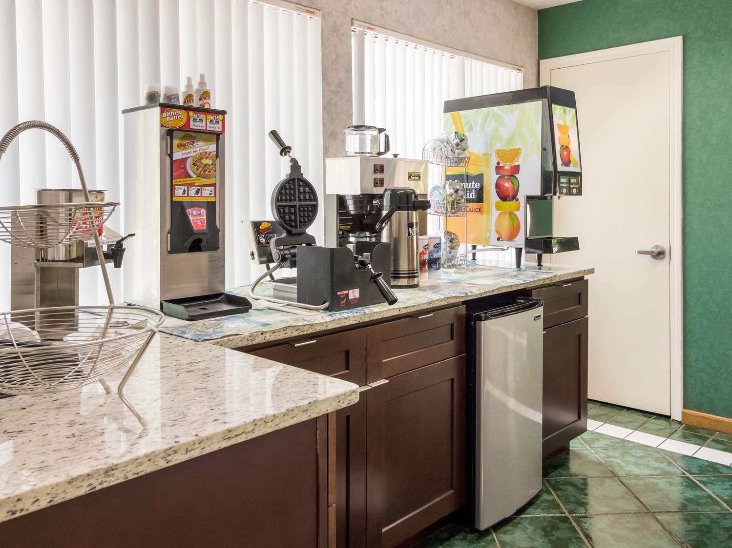 Americas Best Value Inn Clayton 4/8