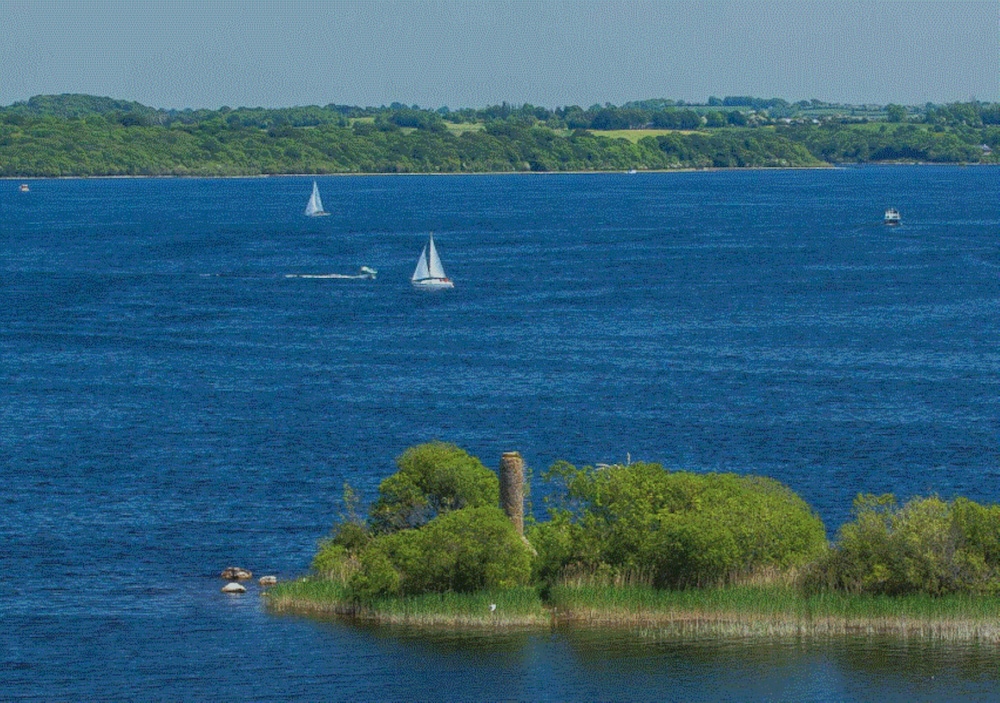 Hodson Bay Hotel 25/67