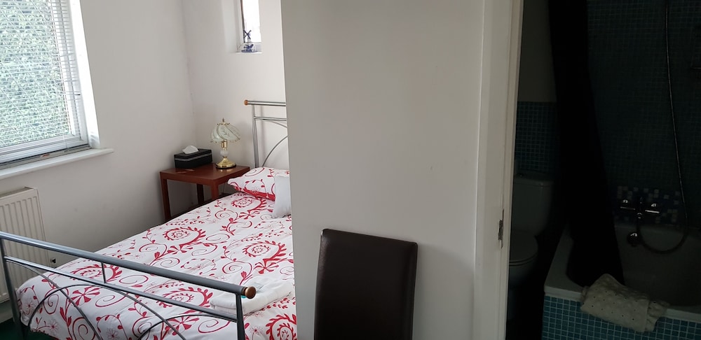 OYO Guest House Ellipse 36/60
