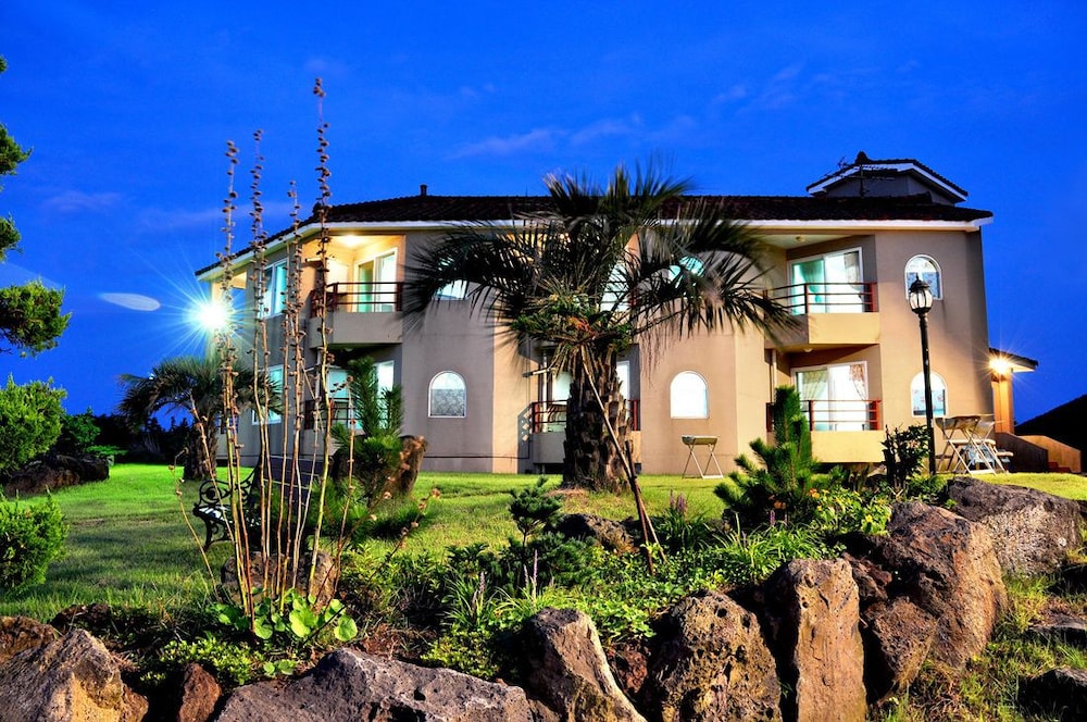 The Haus photo1