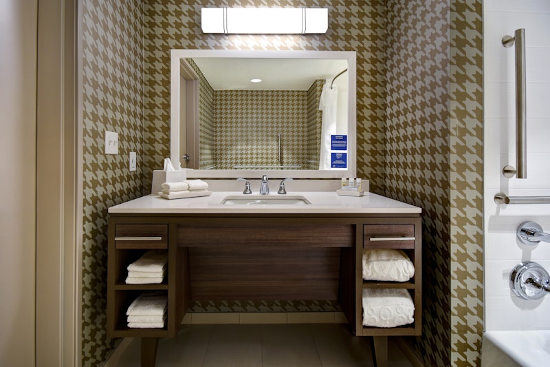 Home2 Suites By Hilton Wichita Downtown Delano Ks 46/46