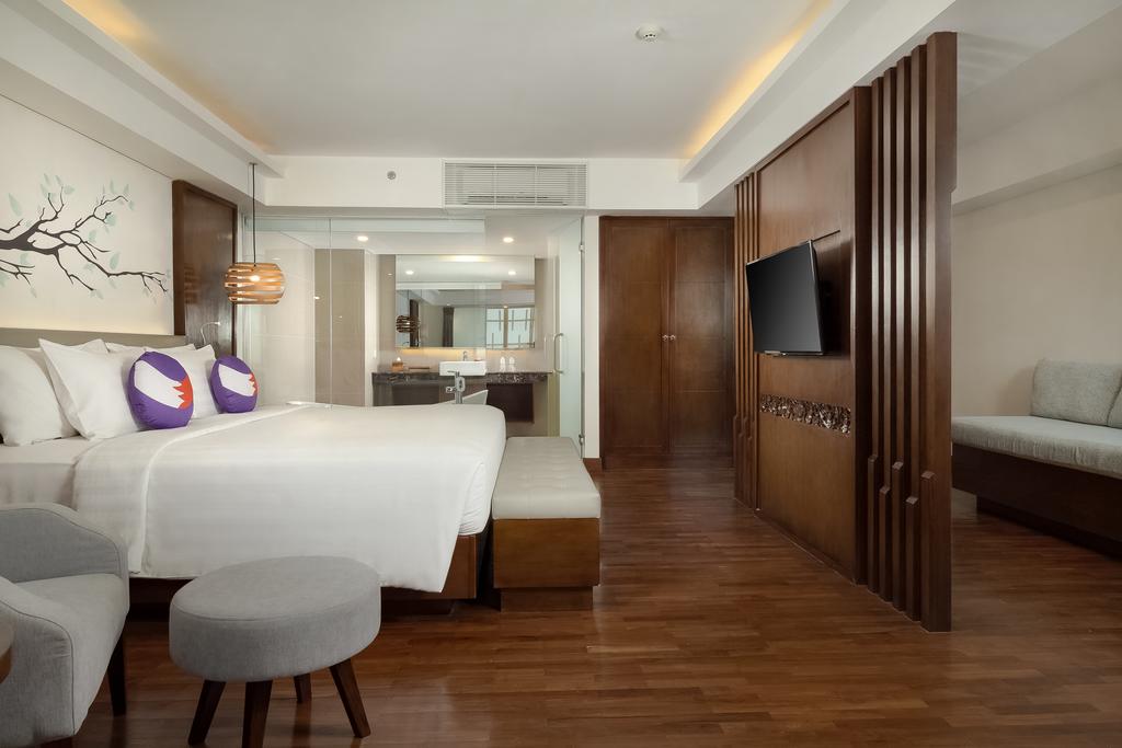 Executive Suite, Fox Hotel Jimbaran Beach Bali 3/4