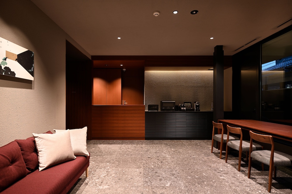 HOTEL KYOTOLOGY 32/42