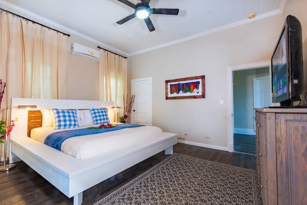 Blue Ocean Village 10/50