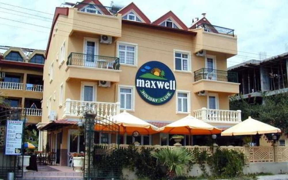Maxwell Holiday Club photo4
