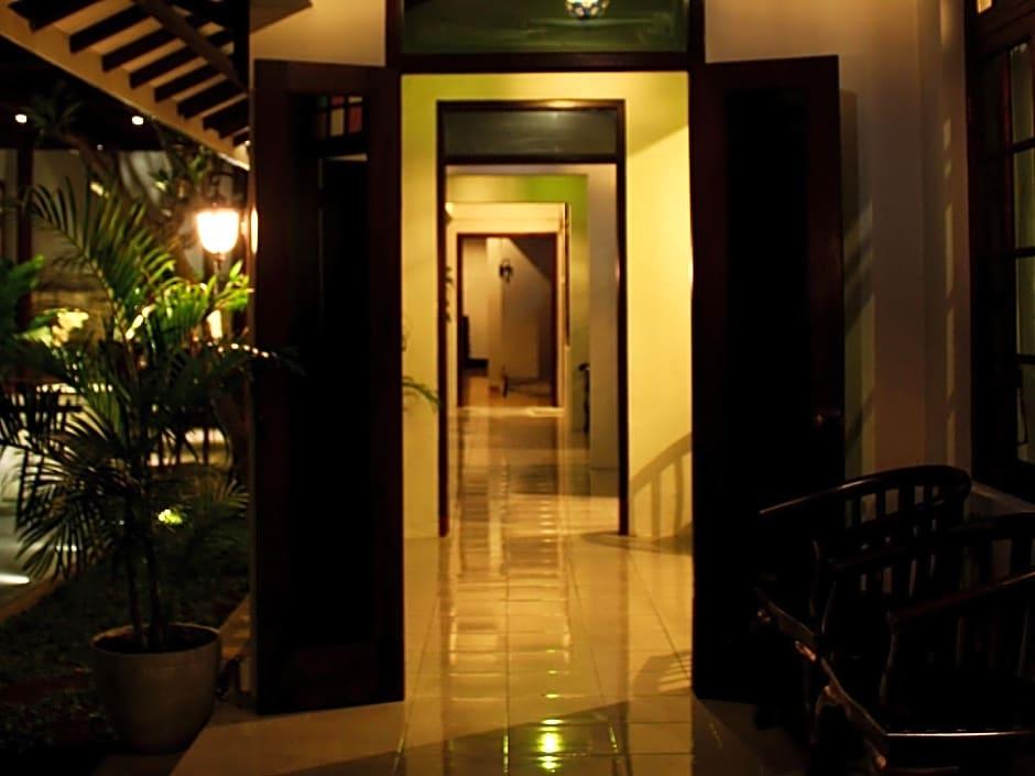 Grand Marto Hotel 4/16