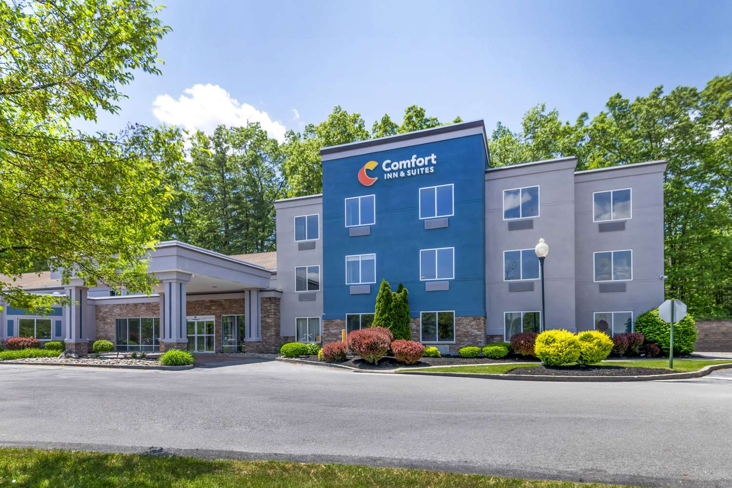 Comfort Inn & Suites Saratoga Springs 5/24