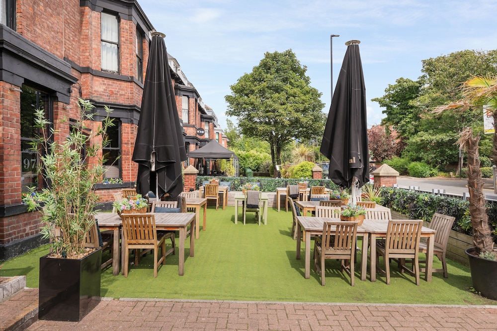 Cairn Hotel Newcastle Upon Tyne 56/69