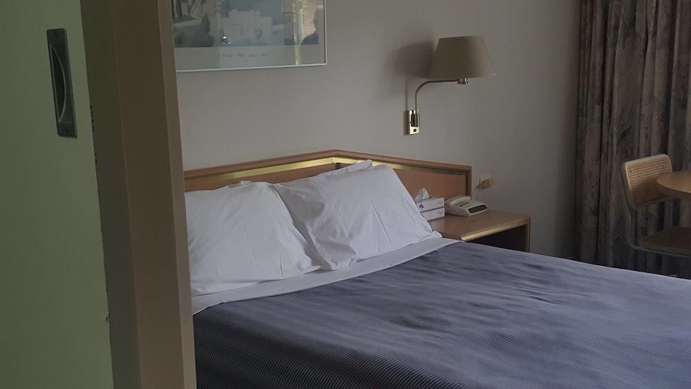 Moe Parklands Motel 3/37