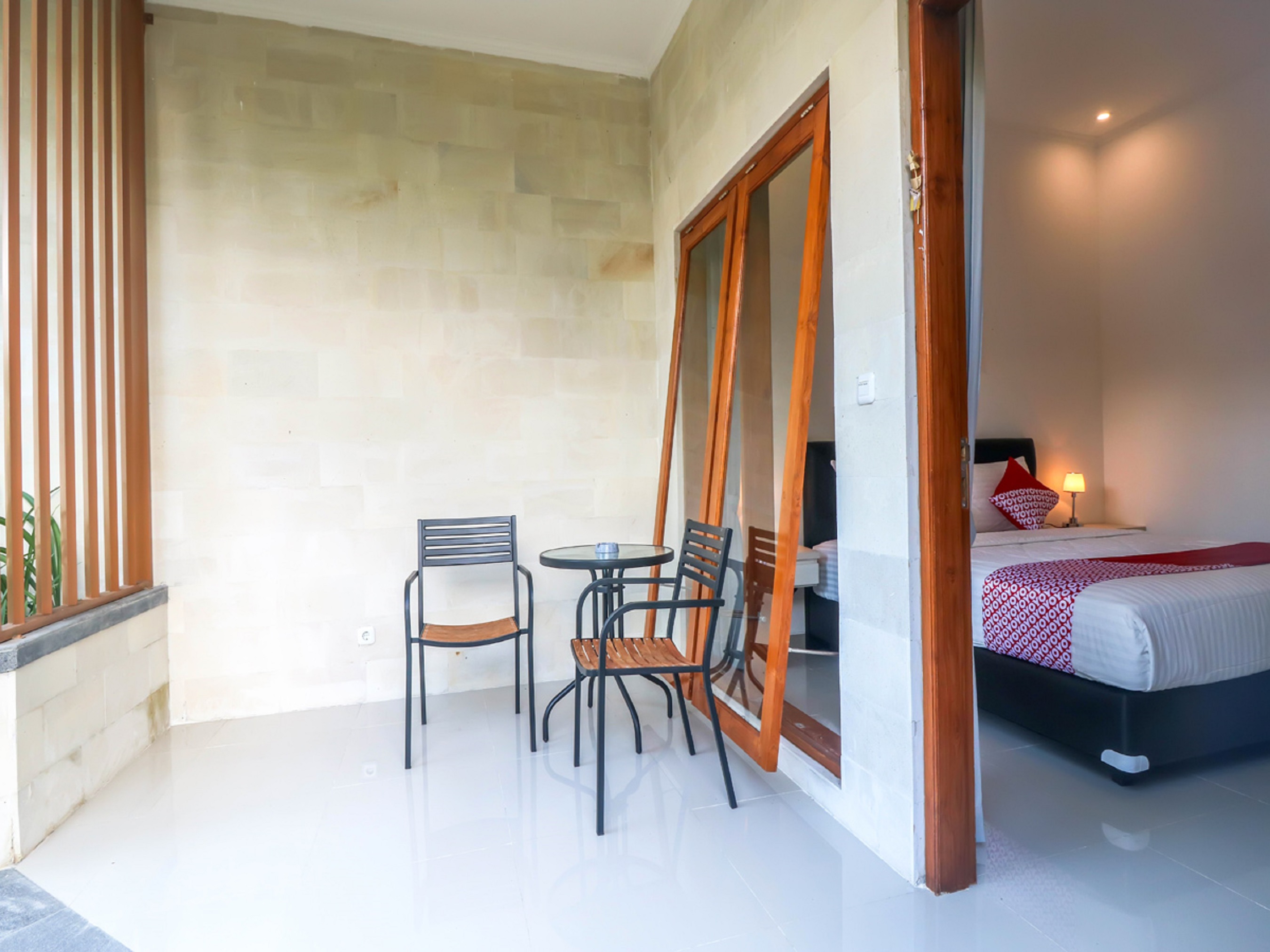 OYO 1051 De Loran Hotel 28/38