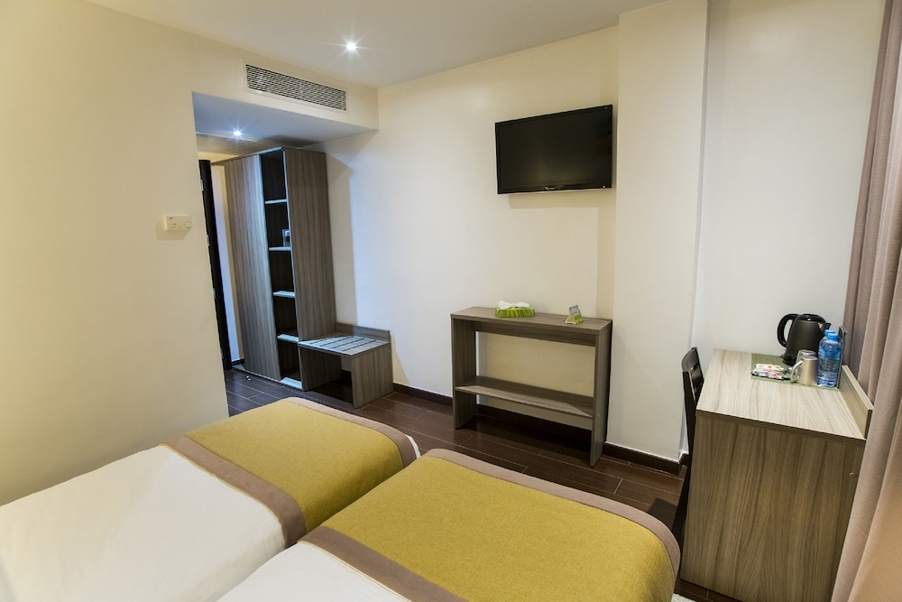 Best Night Hotel 26/58
