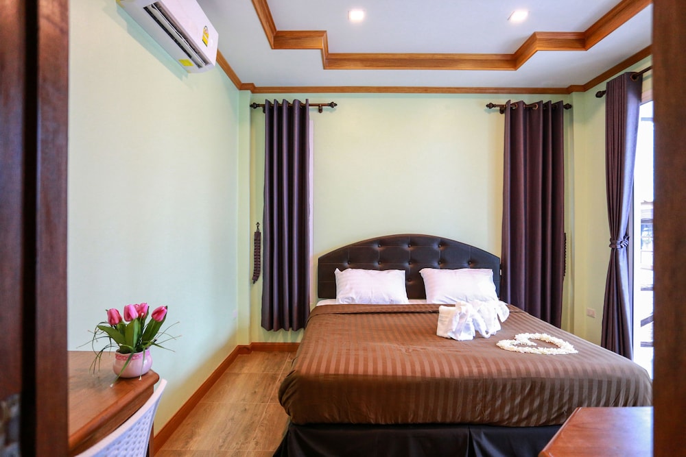 Sang Aroon Bungalow 17/43