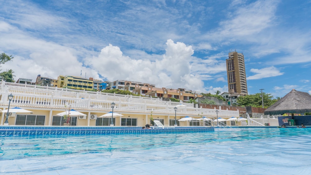 SERHS Beach Resort 94/100