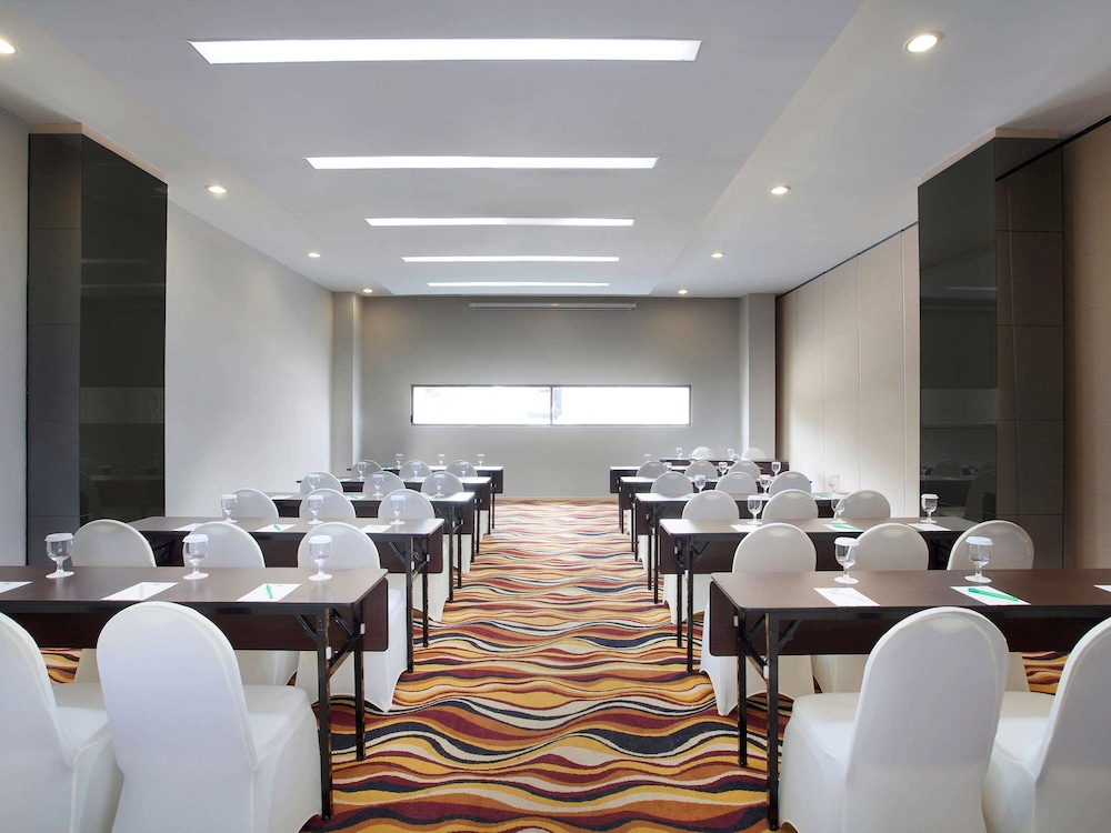 Ibis Styles Jakarta Airport 49/61