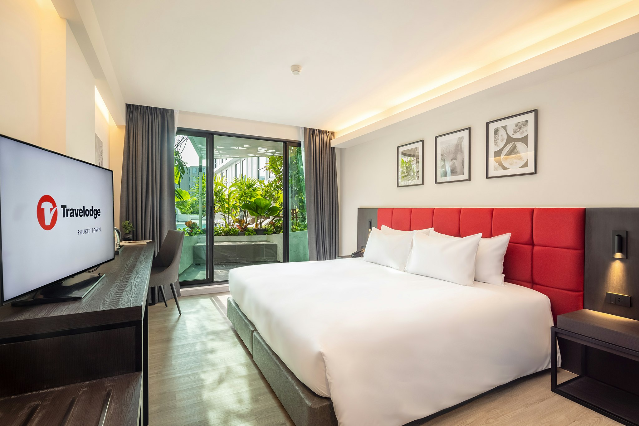 Travelodge Phuket Town 4/15