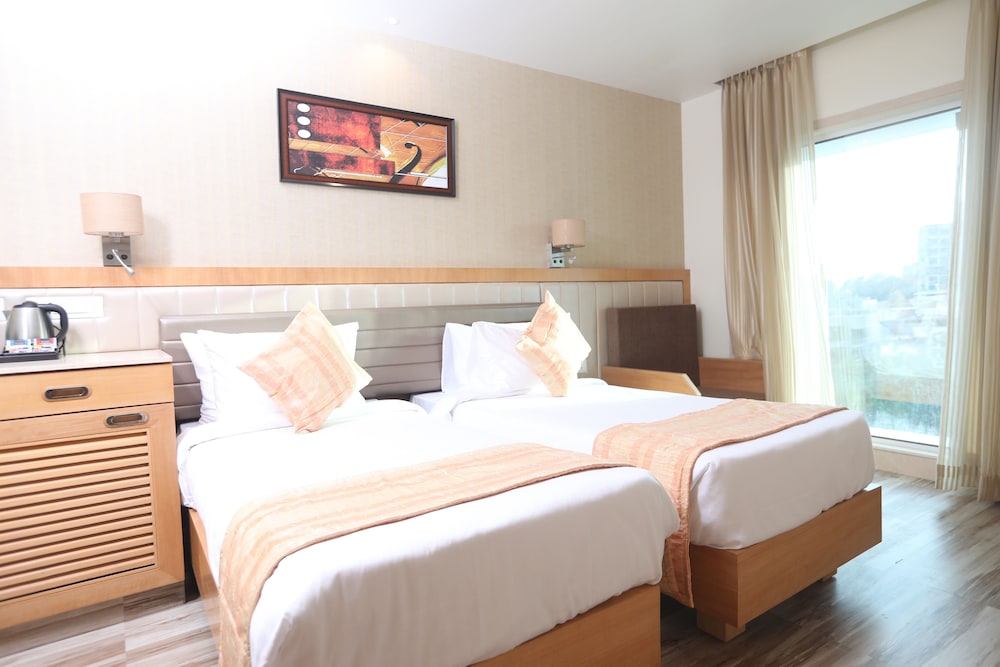 Hotel Cliffton 24/59