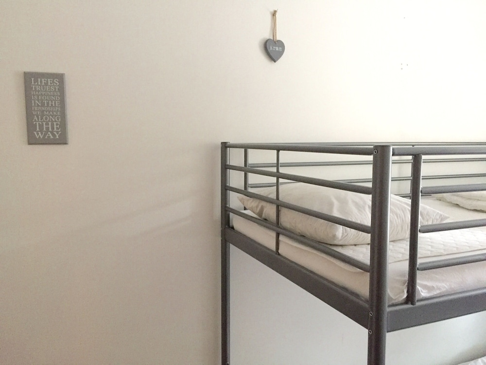 Linne Hostel 10/31