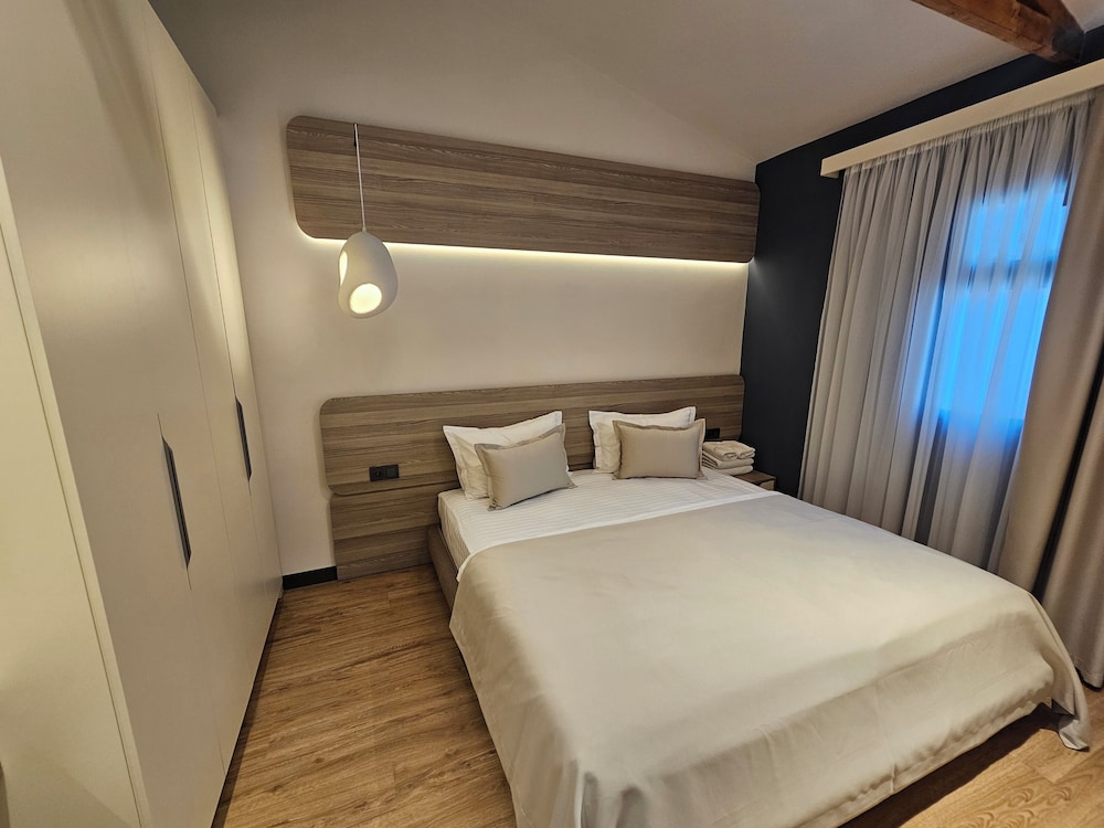 Cross Resort Yerevan 14/50