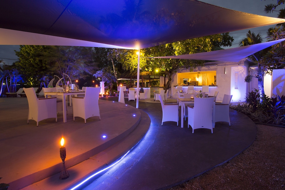 Esprit Libre Restaurant and Guest House 45/53