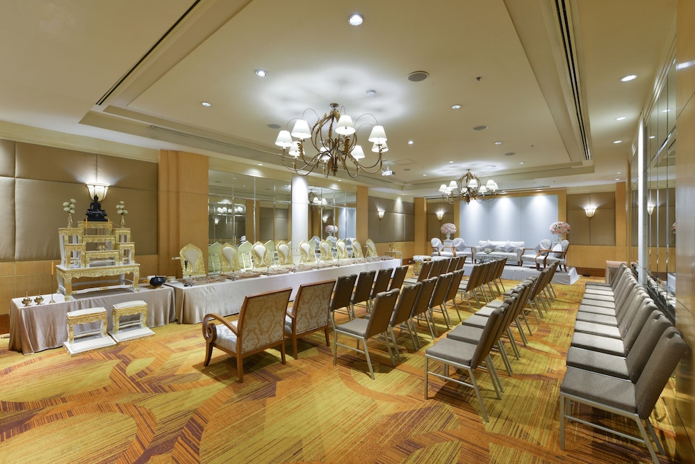 Miracle Grand Convention Hotel 25/48