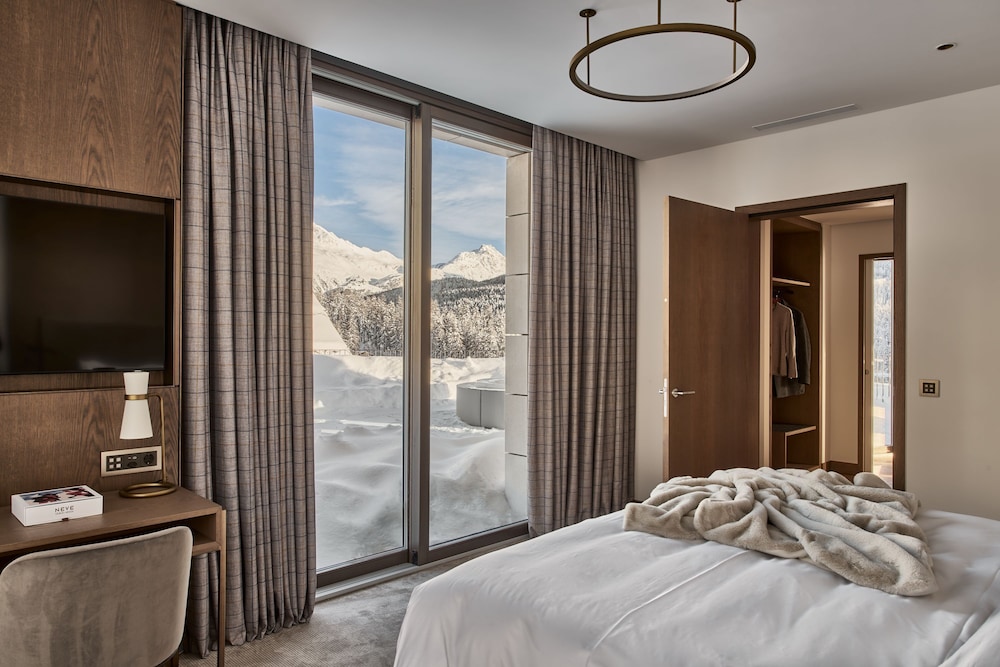Grace, Suite, King Bed, Sofa, Terrace