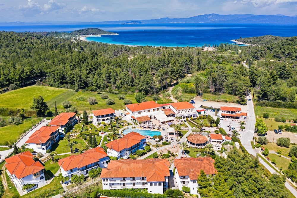 Chrousso Village Hotel 40/50