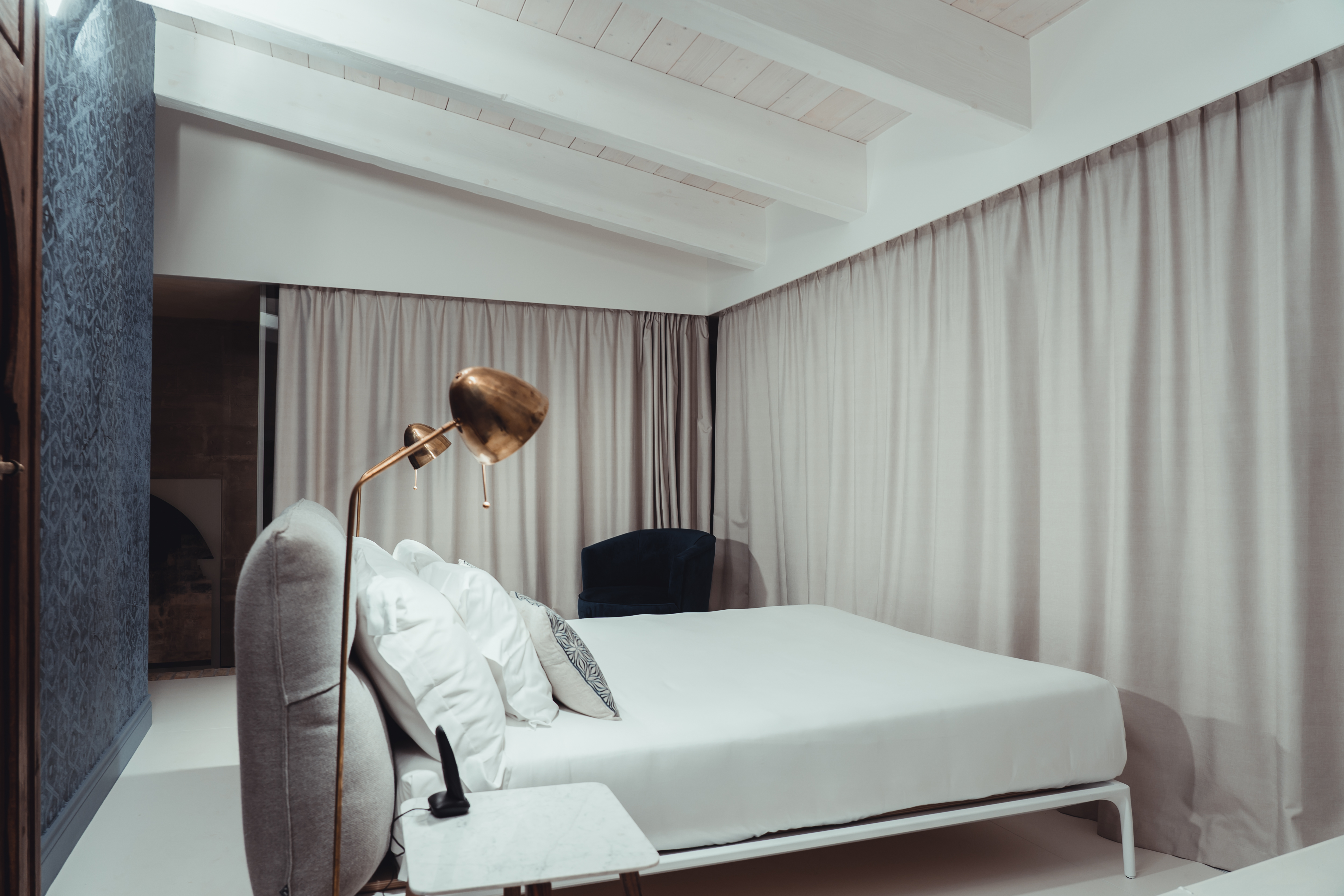 Deluxe, Suite