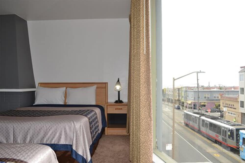 Beach Motel 12/31