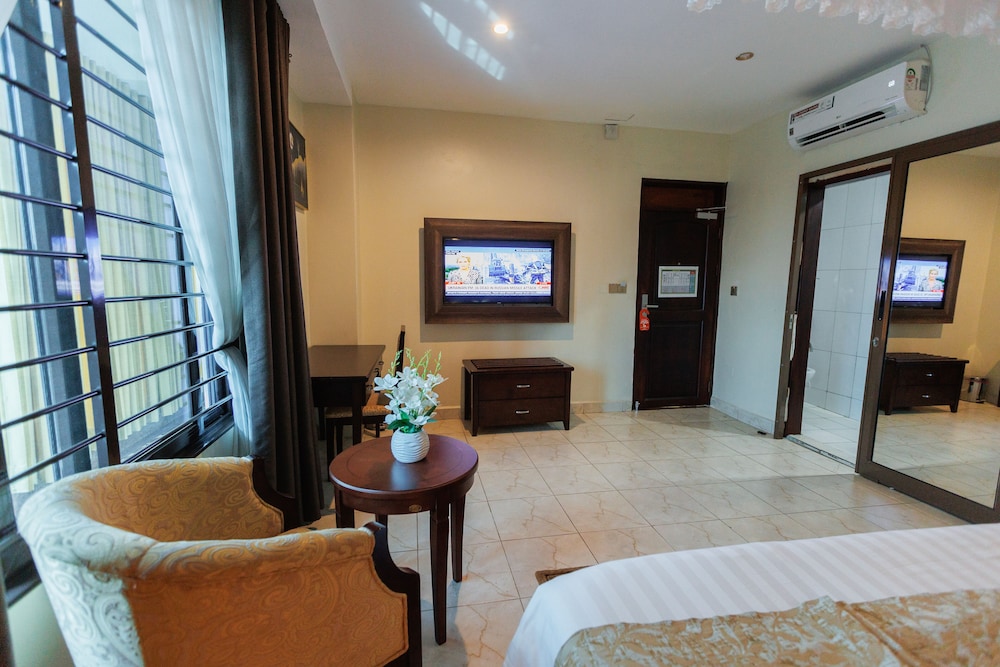 Kooki Hotel 37/50