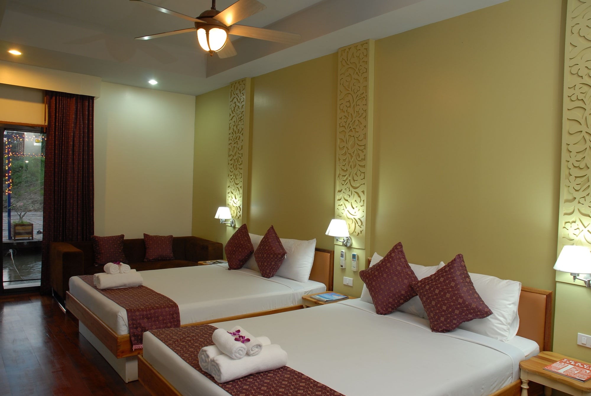 KWAI, RIVER, CLUB, 2 QUEEN BEDS