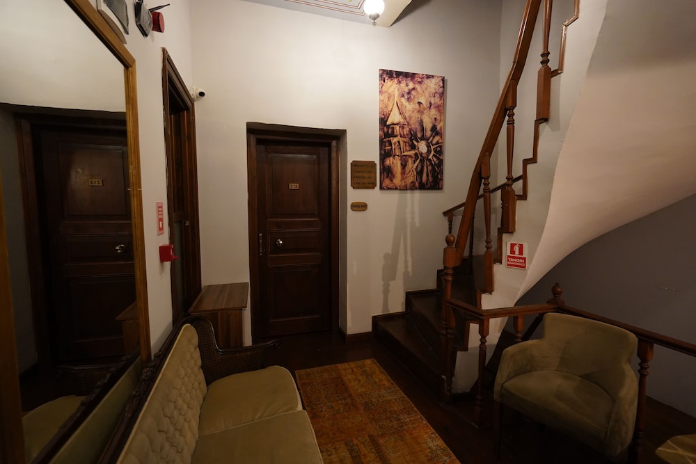 Sarnic Meyhane and Otel 15/20