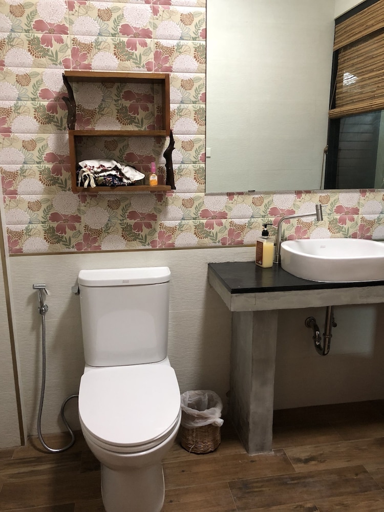 Aiims Tales Canal Boutique House 24/32