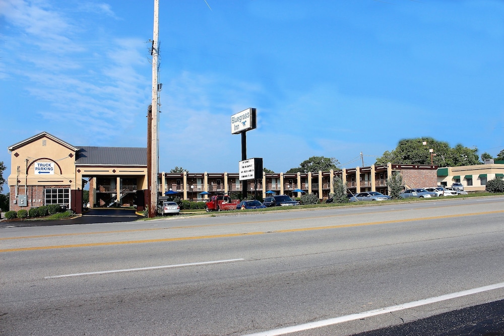 Bluegrass Inn 42/51